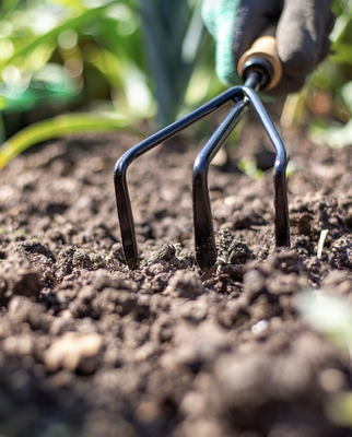 AMES Hand 3 Prong Cultivator - Carbon Steel - image 2