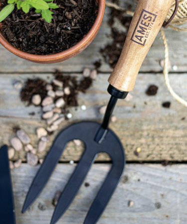 AMES Hand Fork - Carbon Steel - image 3