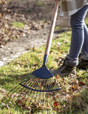 AMES Wire Leaf Rake 16T Round - Carbon Steel - image 3